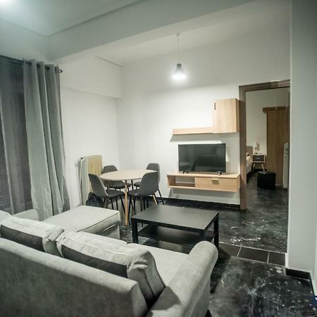 Explore Greece From Bright City Centre Apartment คัลกิดา ภายนอก รูปภาพ